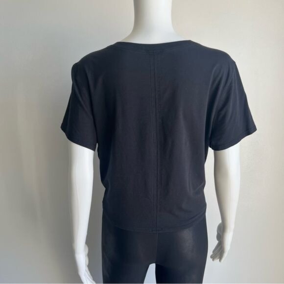 Lululemon Tie-Waist Short-Sleeve Tee in Black - M/L - Picture 3 of 4